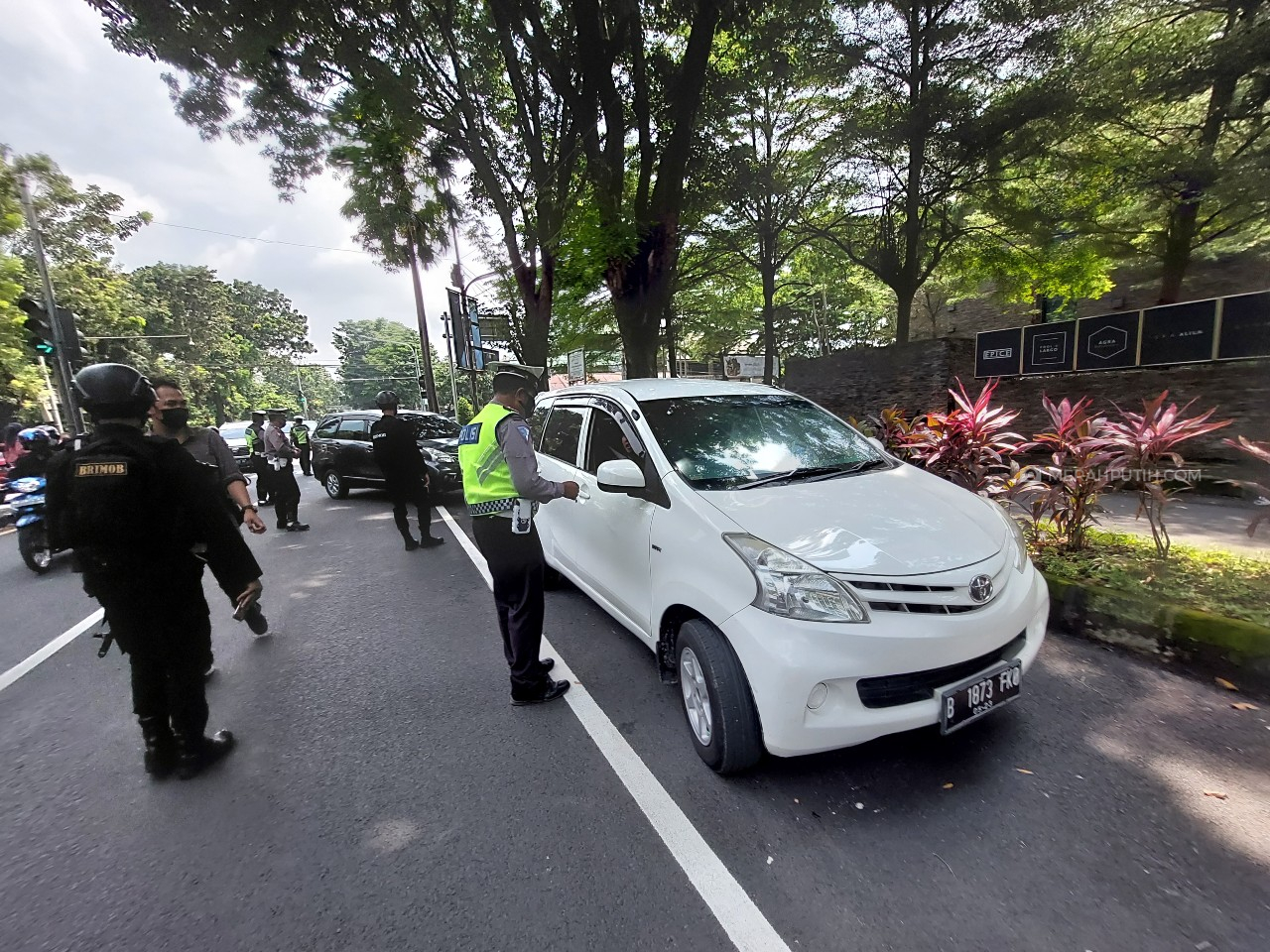 700 Kendaraan Diputar Balik di Ruas Jalan Tol Solo-Ngawi