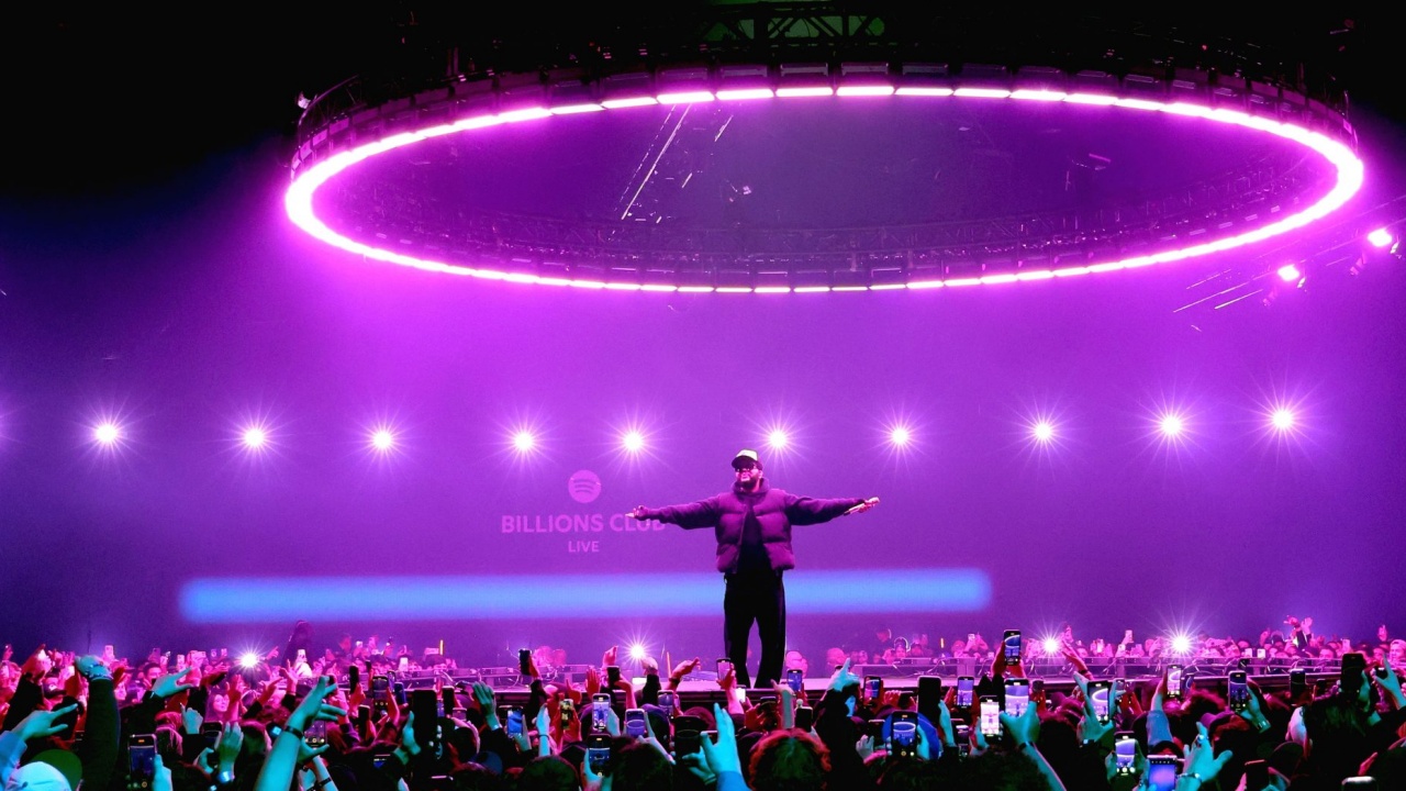 Spotify Luncurkan Film Konser Pertama 'The Billions Club Live' Tampilkan The Weeknd