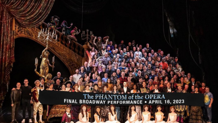 Pertunjukan 'The Phantom of The Opera' Broadway Resmi Bungkus