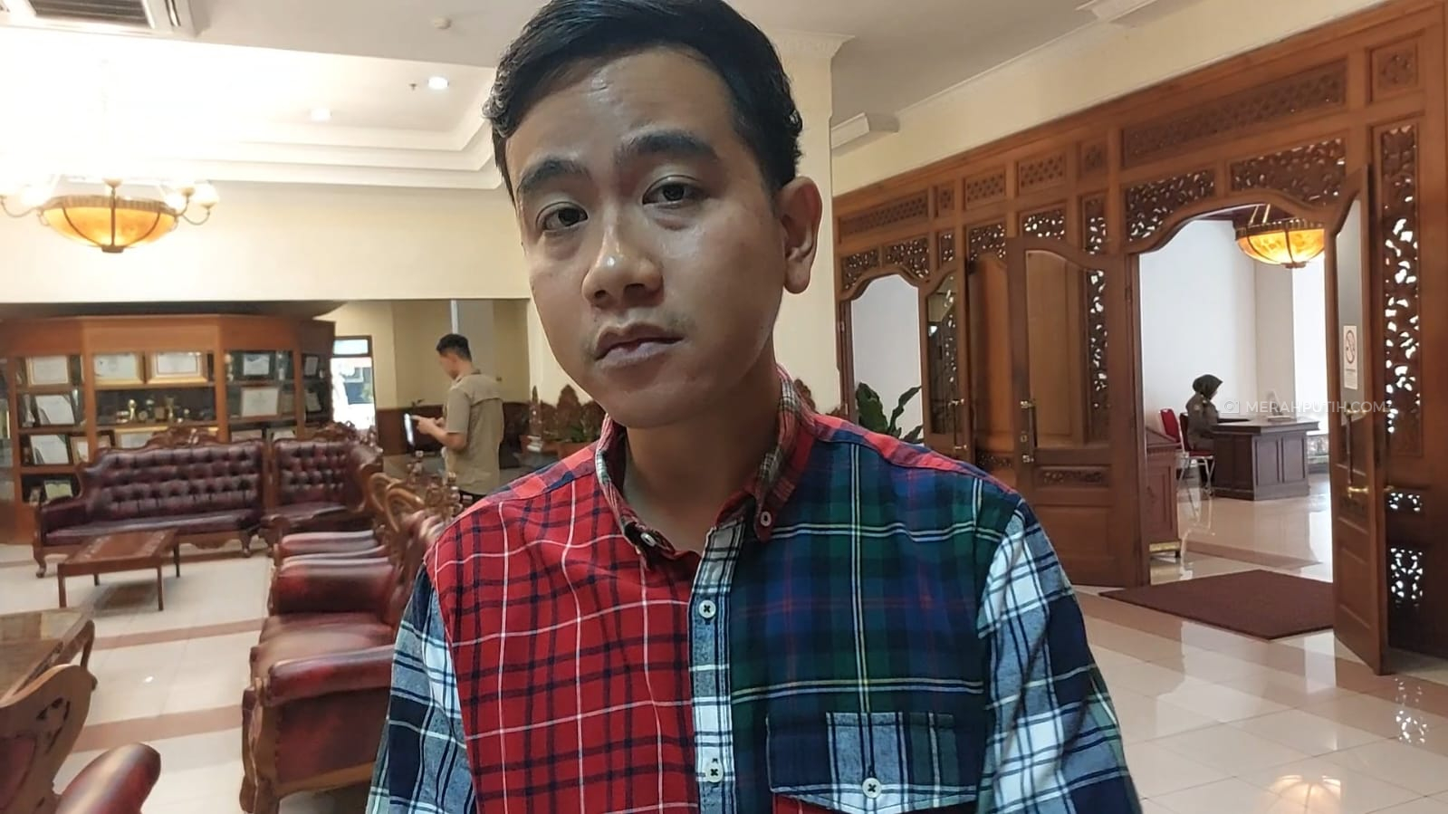 Digadang Jadi Cawapres Prabowo, Gibran: Saya Belum Cukup Umur