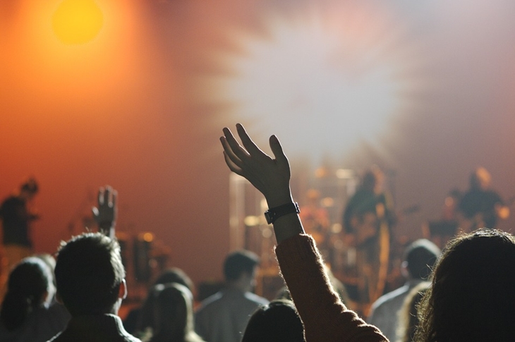 Konser musik. (Foto: Pixabay/Free-Photos)