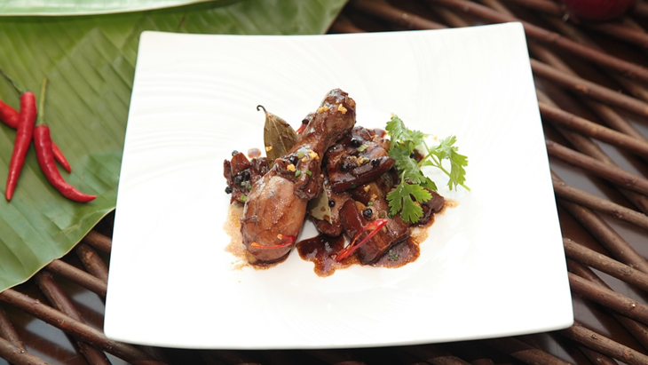 Menu ayam kecap. (Pixabay/ jonathanvalencia5)