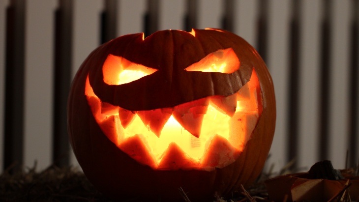 5 Rekomendasi Lagu Untuk Meriahkan Pesta Halloween