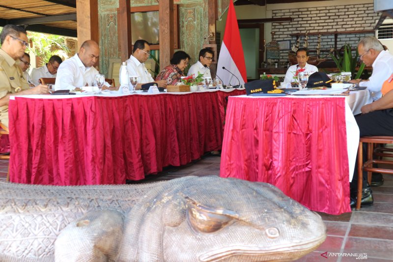 jokowi labuan bajo