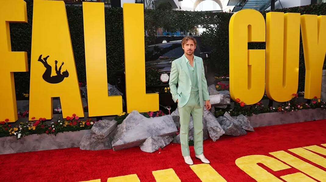 Gagahnya Ryan Gosling dengan Setelan Gucci Hijau di Premiere 'The Fall Guy'