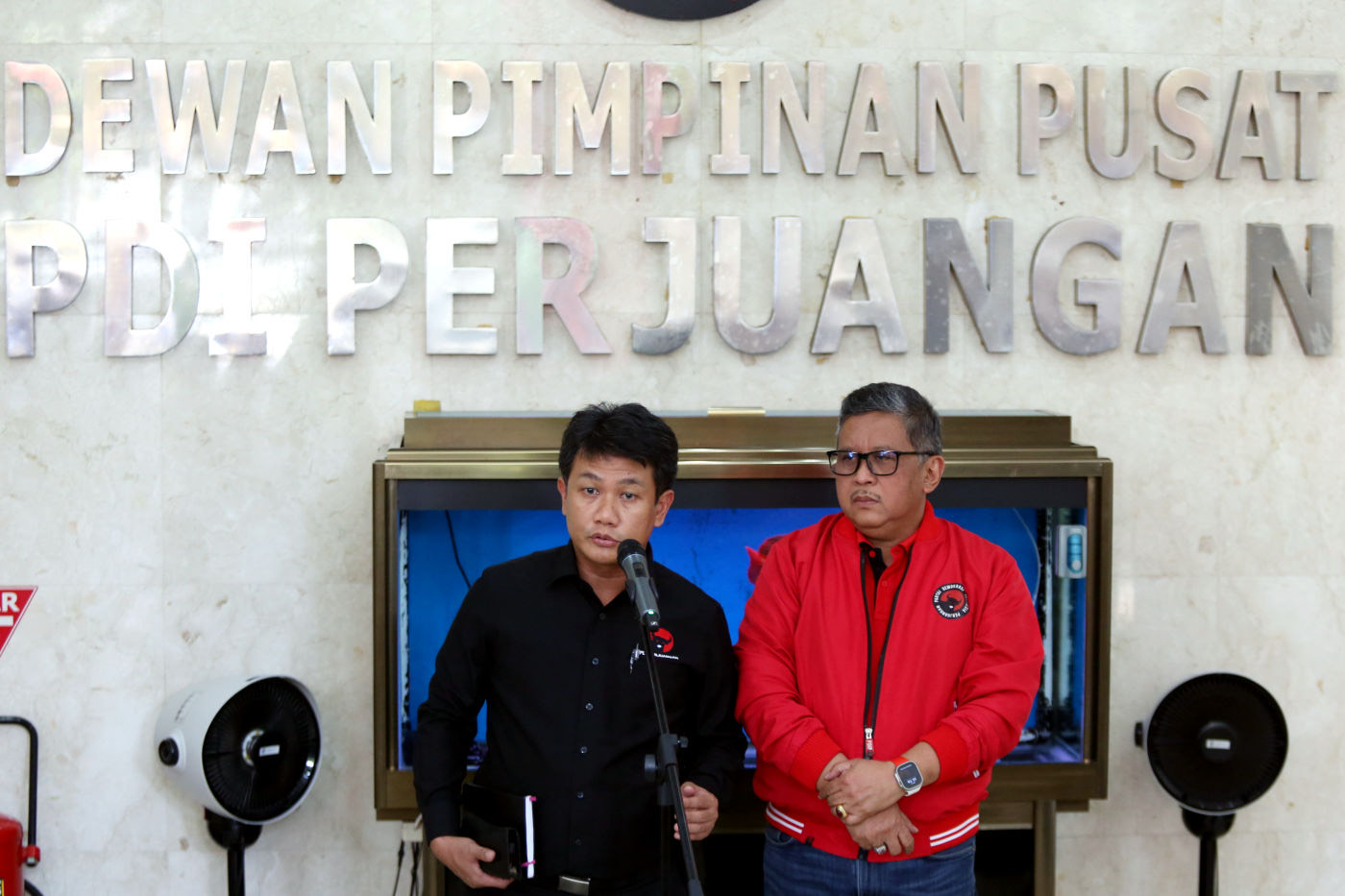 Respons PDIP soal 70 Baliho Ganjar-Mahfud Hilang