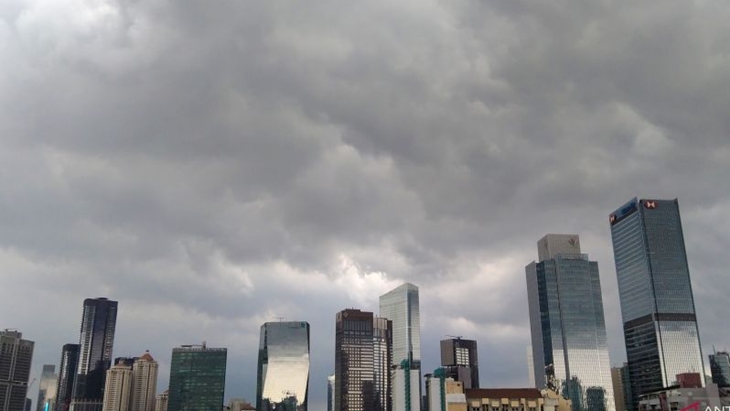 BMKG Prakirakan Cuaca Jakarta Berawan Sepanjang Pagi, Hujan saat Memasuki Siang
