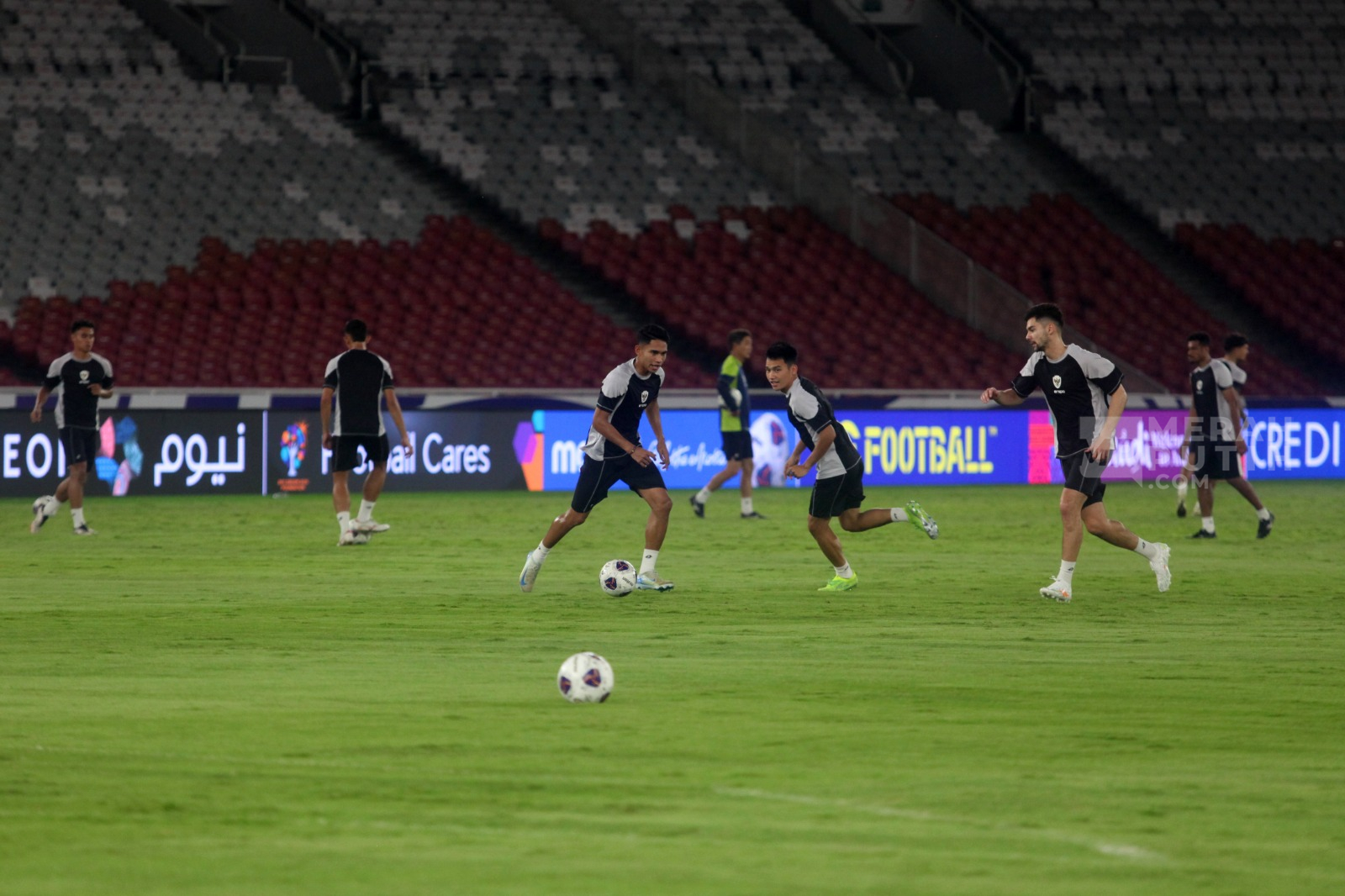 Latihan Timnas Indonesia Jelang Laga Lawan Arab Saudi di Stadion GBK