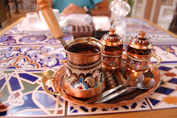 Sajian kopi Arab. (Foto: Pixabay/pisandspices)
