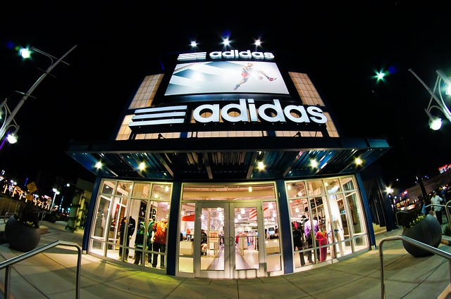 Adidas alami kerugian (Foto: Pixabay/sbl0323)