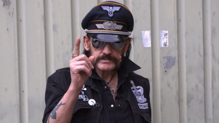 Abu Kremasi Lemmy Kilmister Dikemas dalam Bentuk Peluru