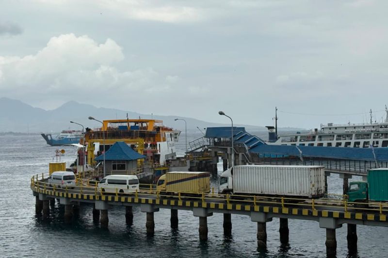 Gelombang Ganas Terpa Selat Bali, Pelayaran Ketapang-Gilimanuk Buka Tutup