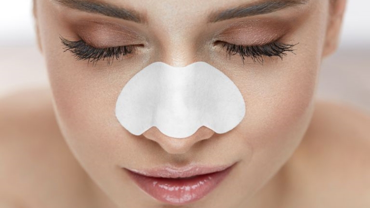 5 Cara Menghilangkan dan Mencegah Komedo di Hidung
