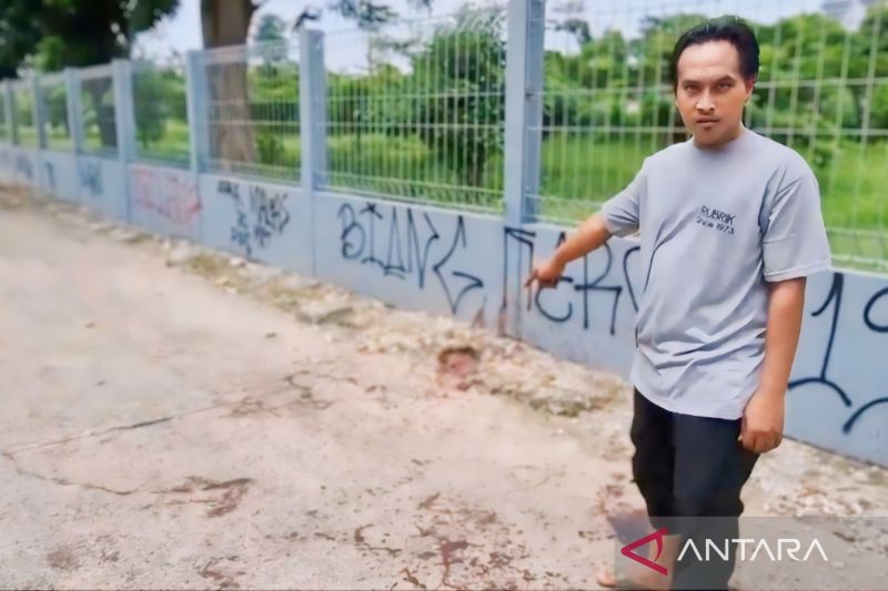 Sepasang Kekasih Dibacok Kawanan Begal di Cakung, Cowoknya Kritis
