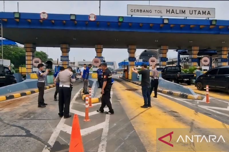 Polisi Sudah Olah TKP, 1 Korban Tabrakan Gerbang Tol Halim Pendarahan Otak