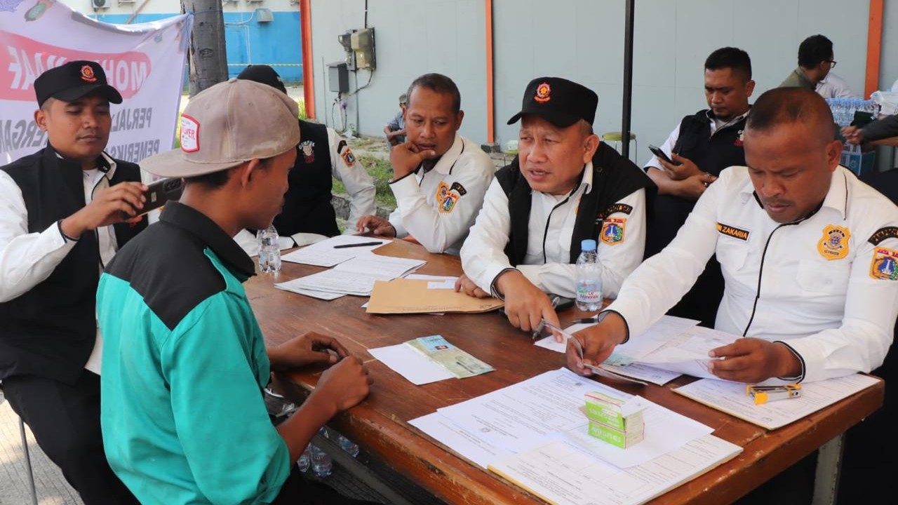 17 Truk Berat Gagal Uji Emisi di Kawasan Industri JIEP, Terancam Kena Denda Rp 50 Juta