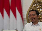 Jokowi Tertawa saat Ditanya Mengenai Pidato Indonesia Bubar