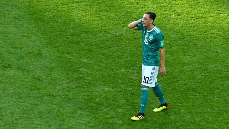 Selain Mesut Ozil, Ini 5 Pemain yang Pensiun Dini di Level Internasional