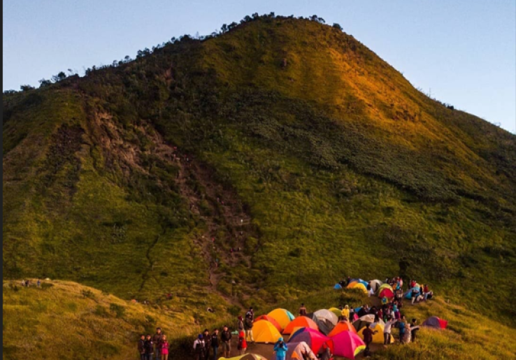 Pendaki Gunung Merbabu Asal Bogor Meninggal, Keluhkan Sakit di Pos Bayangan 1