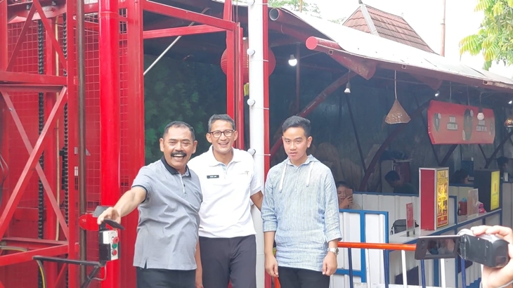 Sandiaga Uno Temui FX Rudy Ditemani Gibran