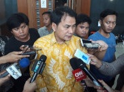 Aziz Syamsuddin Serahkan Posisi Ketua DPR ke Airlangga Hartarto