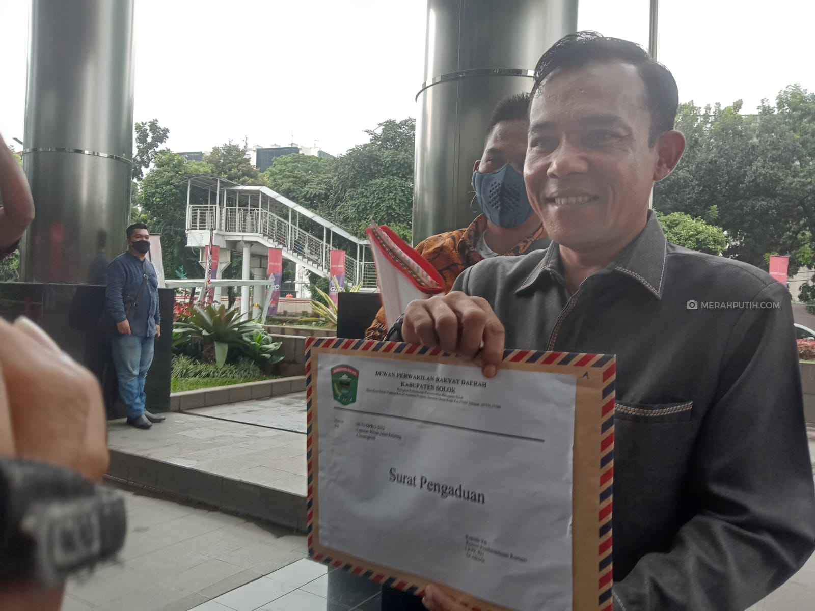 Ketua DPRD Laporkan Bupati Solok ke KPK