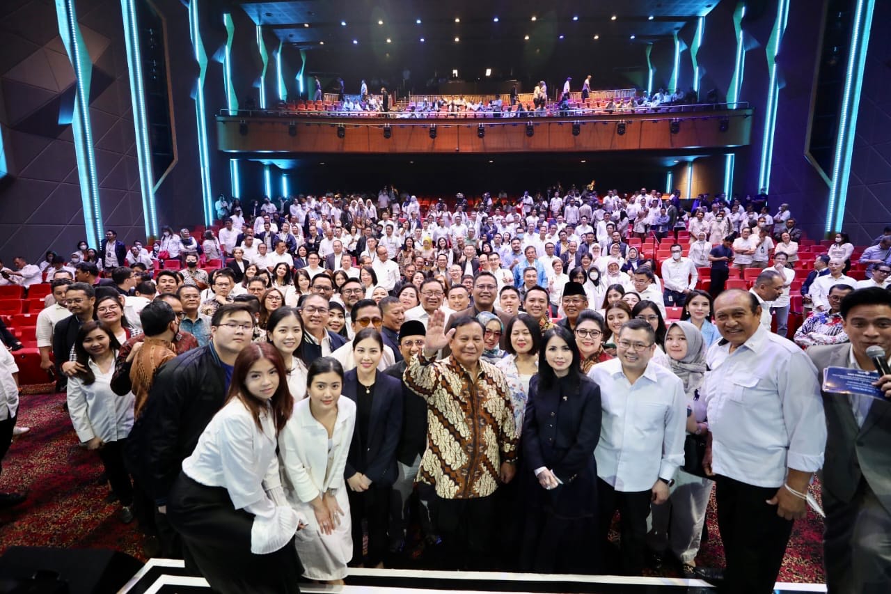 Prabowo Anggap Ganjar dan Anies Bukan Lawan tapi Saudara