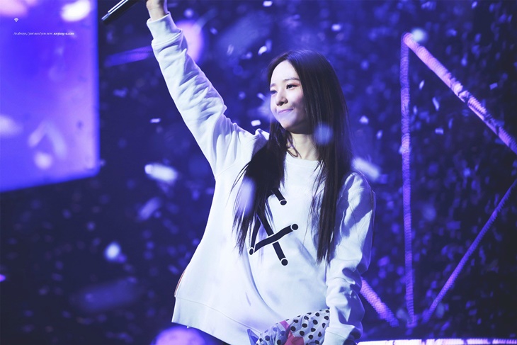 Keluar dari SM Entertainment, Krystal f(x) Punya Agensi Baru