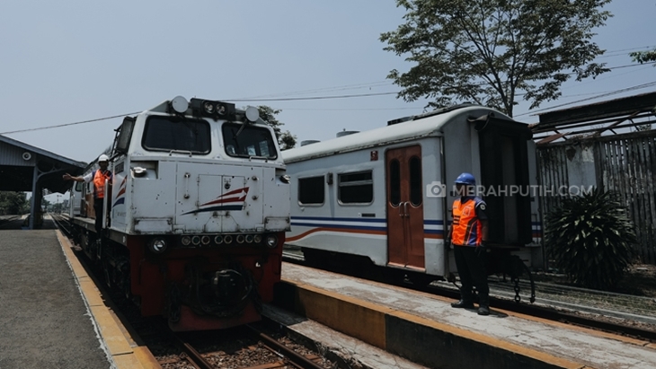 Kronologi Calon Penumpang Kereta Siram Petugas dengan Makanan Berkuah