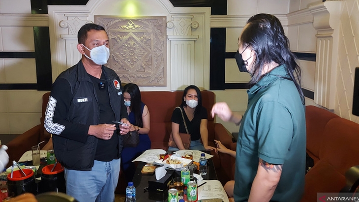 Polda Metro Segel Dua Tempat Karaoke di Jakut dan Tangsel