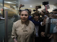Momen Lisa Mariana Jalani Tes DNA di Bareskrim Mabes Polri
