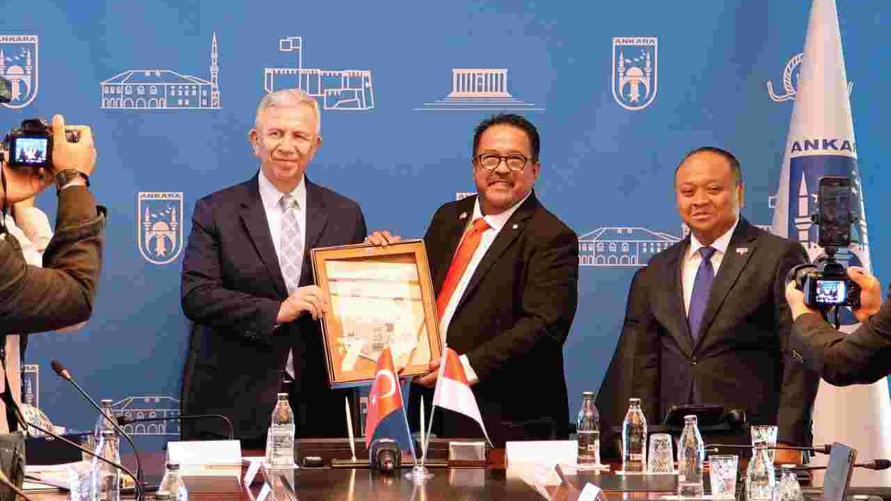 Kota Ankara Turkiye Tertarik Belajar soal Transportasi Publik dari Jakarta