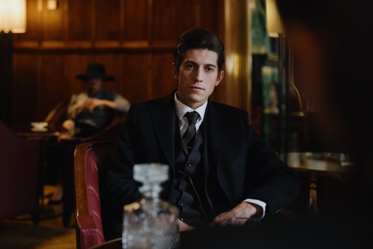 berbusana seperti gentlemen