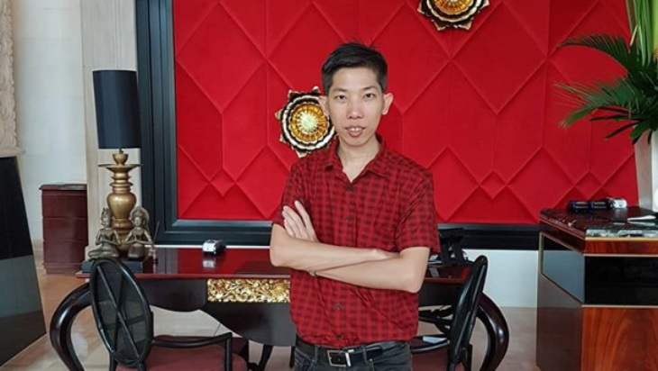 Hobi Belajar, Pria Asal Indonesia Ini Punya 32 Gelar