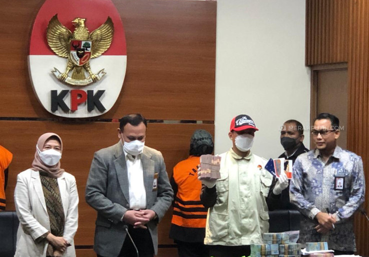 KPK Sita Duit Rp 1 Miliar Terkait Kasus Bupati Bogor Ade Yasin