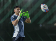 Kiper Timnas Arab Saudi Diuji dengan 3 Bola Ukuran dan Bentuk Berbeda Jelang Hadapi Indonesia