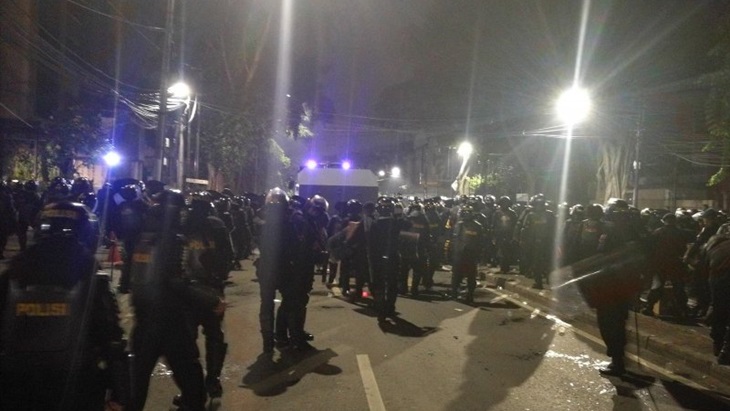 Kembang Api Jadi Pemicu Kericuhan di Depan Gedung Bawaslu