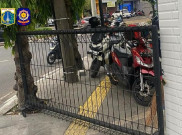Gubernur Pramono Perintahkan Dishub dan Satpol PP DKI Tertibkan Pungli di Trotoar Palmerah