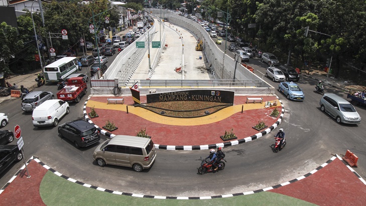 Penyekatan Pos PPKM Darurat Picu Kemacetan di Kawasan Mampang