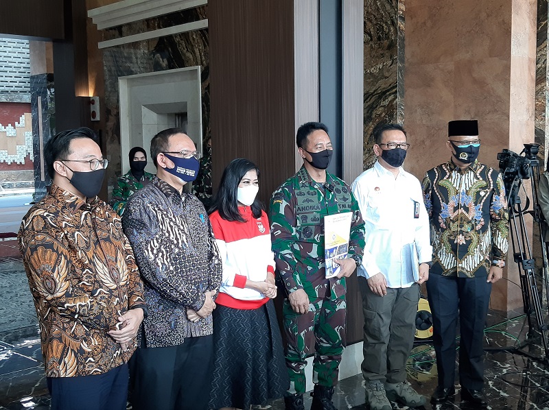Airlangga Tegaskan Bikin Obat COVID Bukan Kayak Bikin Tahu
