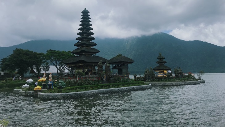 Mengenal Tempat Wisata Danau Bedugul di Bali