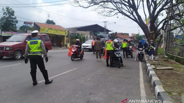 PPKM Tangerang Diperpanjang, Posko COVID-19 Tingkat RT/RW Dioptimalkan