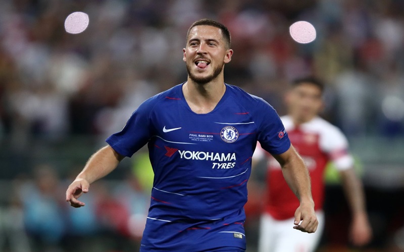 Eden Hazard menjadi bintang dalam laga final kontra Arsenal