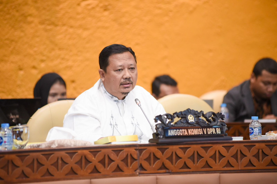 Legislator Tolak Penarikan Iuran Pariwisata pada Penumpang Pesawat