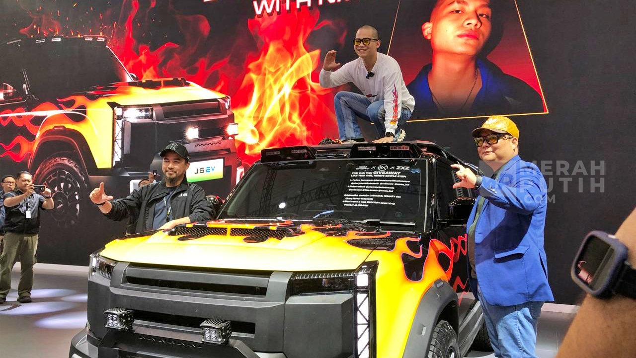 Pamerkan SUV Listrik Hasil Kolaborasi NMAA x Cellos, Chery Luncurkan J6 Modification Contest 2025 di GIIAS