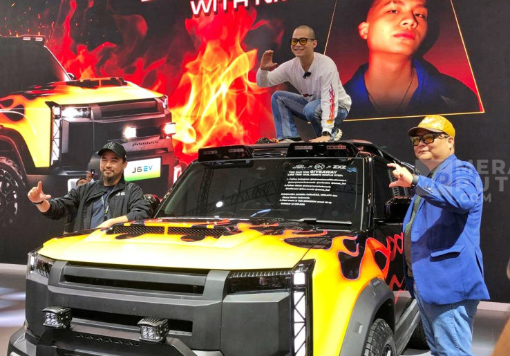 Pamerkan SUV Listrik Hasil Kolaborasi NMAA x Cellos, Chery Luncurkan J6 Modification Contest 2025 di GIIAS