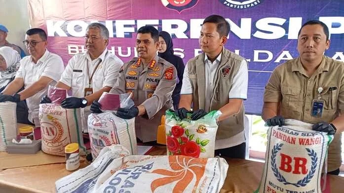Sindikat di Bandung dan Bogor Jual Beras ‘Oplosan’ Kualitas Medium dengan Harga Premium, Konsumen Rugi Sampai Miliaran Rupiah