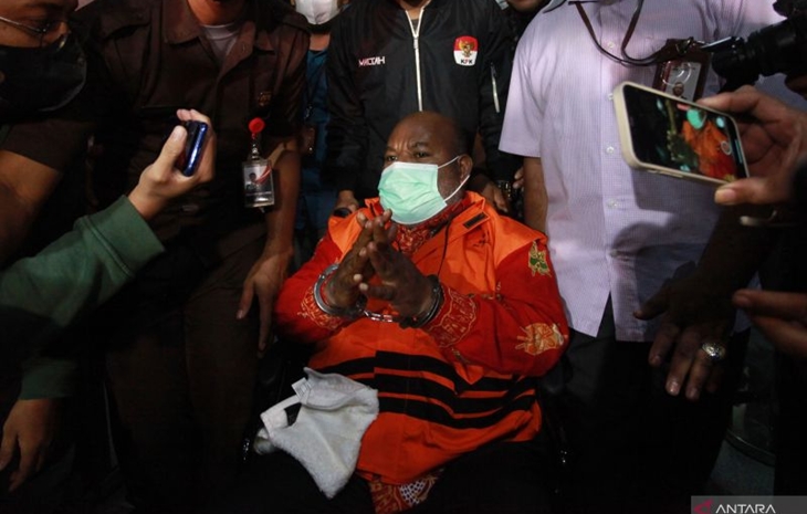 KPK Duga Korupsi Lukas Enembe Sampai Rp 1 Triliun