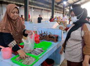 Pedagang Ikan Pasar Kramat Jati Tinggalkan Lapak Bahu Jalan, Pindah ke Lokbin
