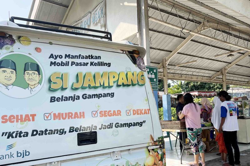 Pemkot Tangerang Kendalikan Kenaikan Harga Bahan Pokok